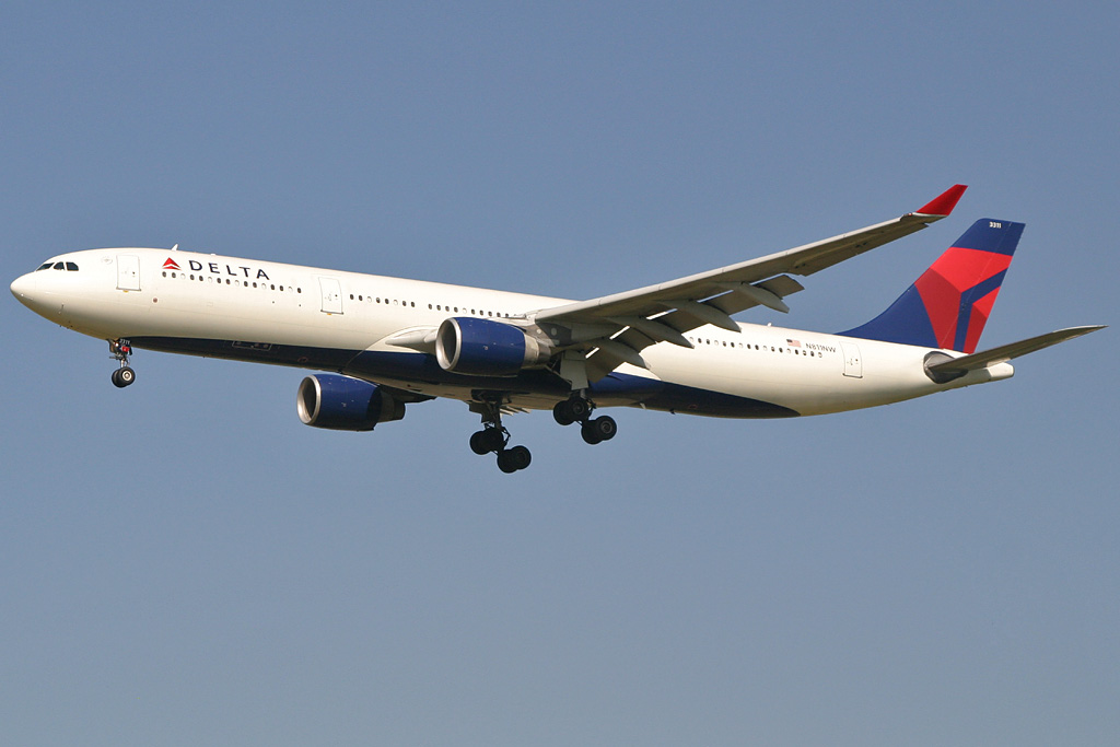 Delta Airlines,N819NW,Amsterdam,10.4.10