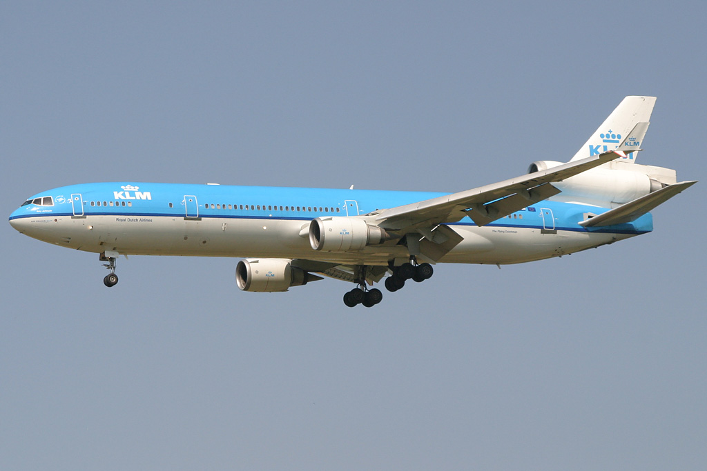 KLM,PH-KCA,Amsterdam,10.4.10