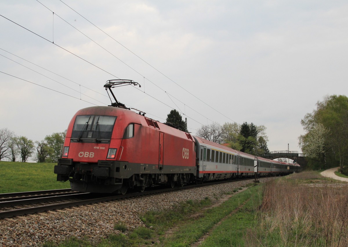 1016 008-3 schiebend am 23. April 2014 bei �bersee am Chiemsee.