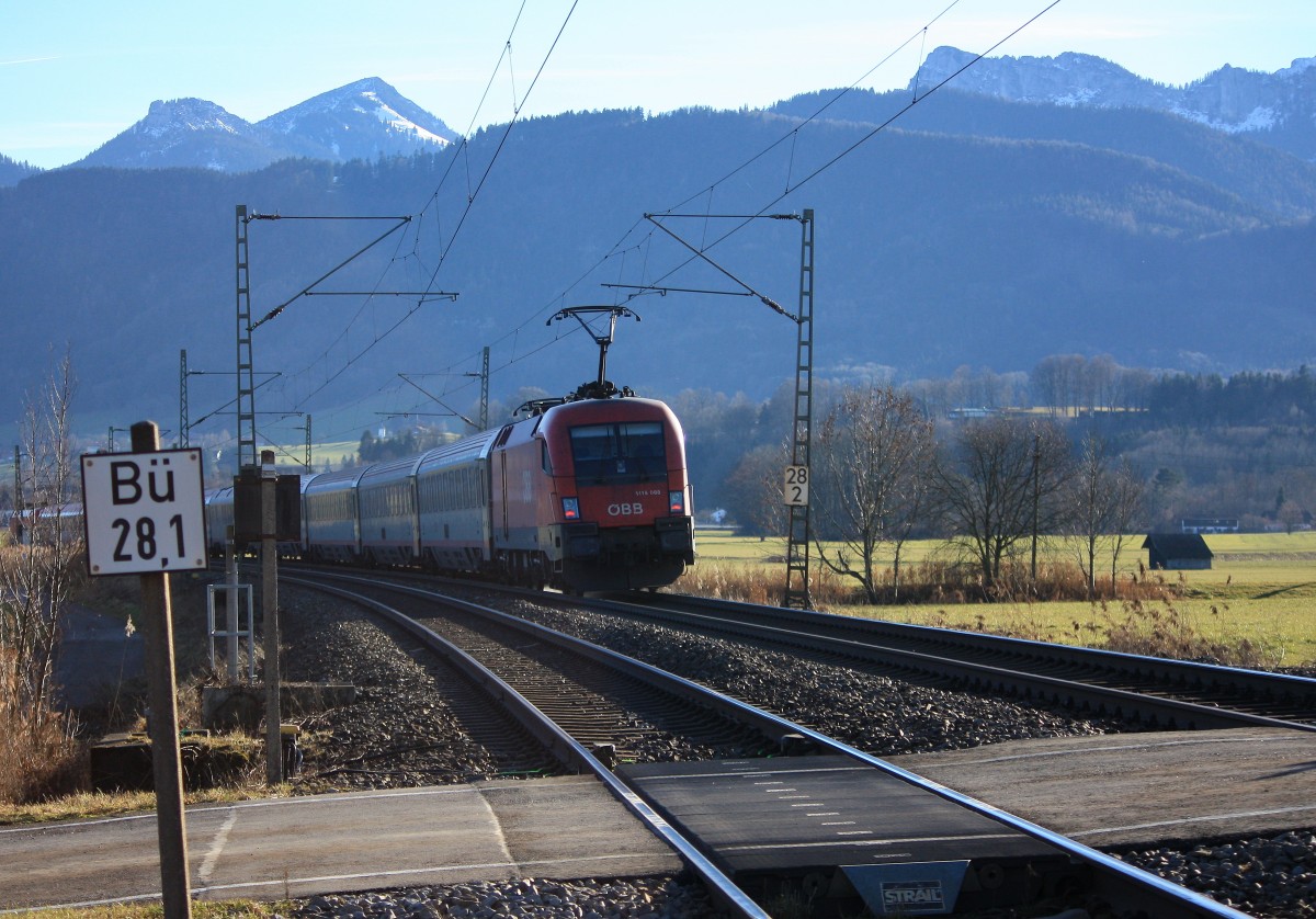 1116 088-6 im Nachschu� am 23. Dezember 2013 bei Weisham.