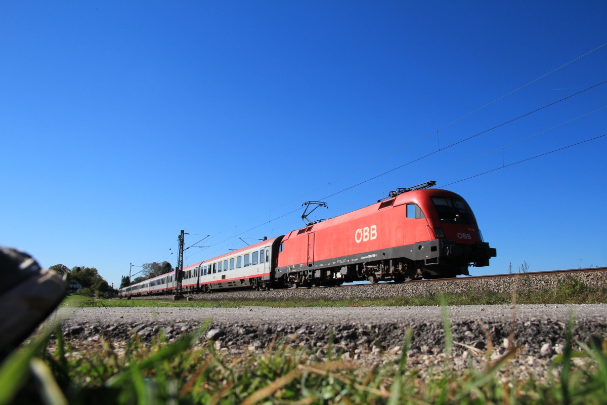 1116 118-1 am 9. Oktober 2014 bei �bersee am Chiemsee.