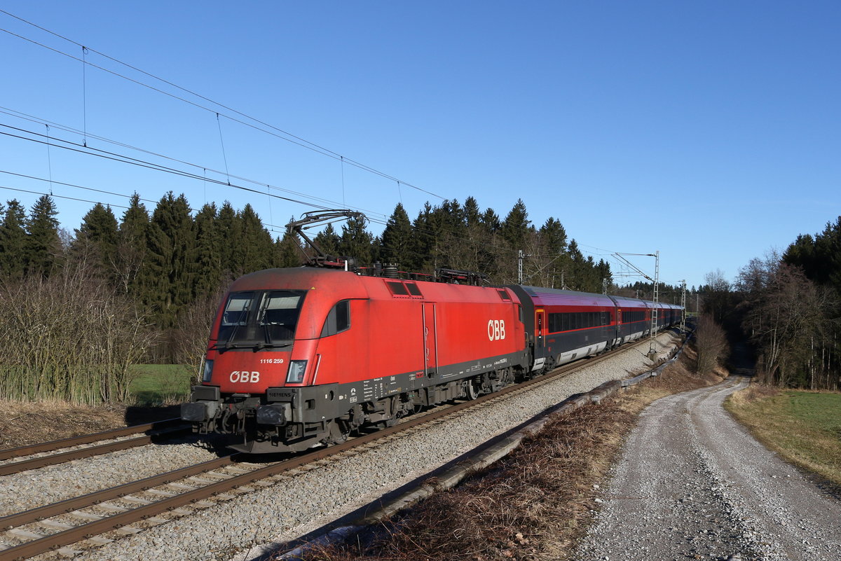 1116 259 schiebend an einem Railjet in Richtung Salzburg am 6. Januar 2020 bei Grabenst�tt.