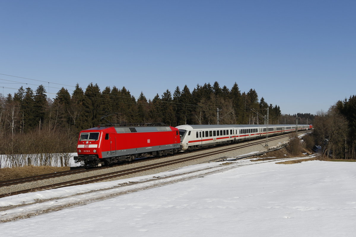 120 150 als Ersatzlok f�r die defekte 101er am EC 214 am 23. Februar 2019 bei Grabenst�tt.