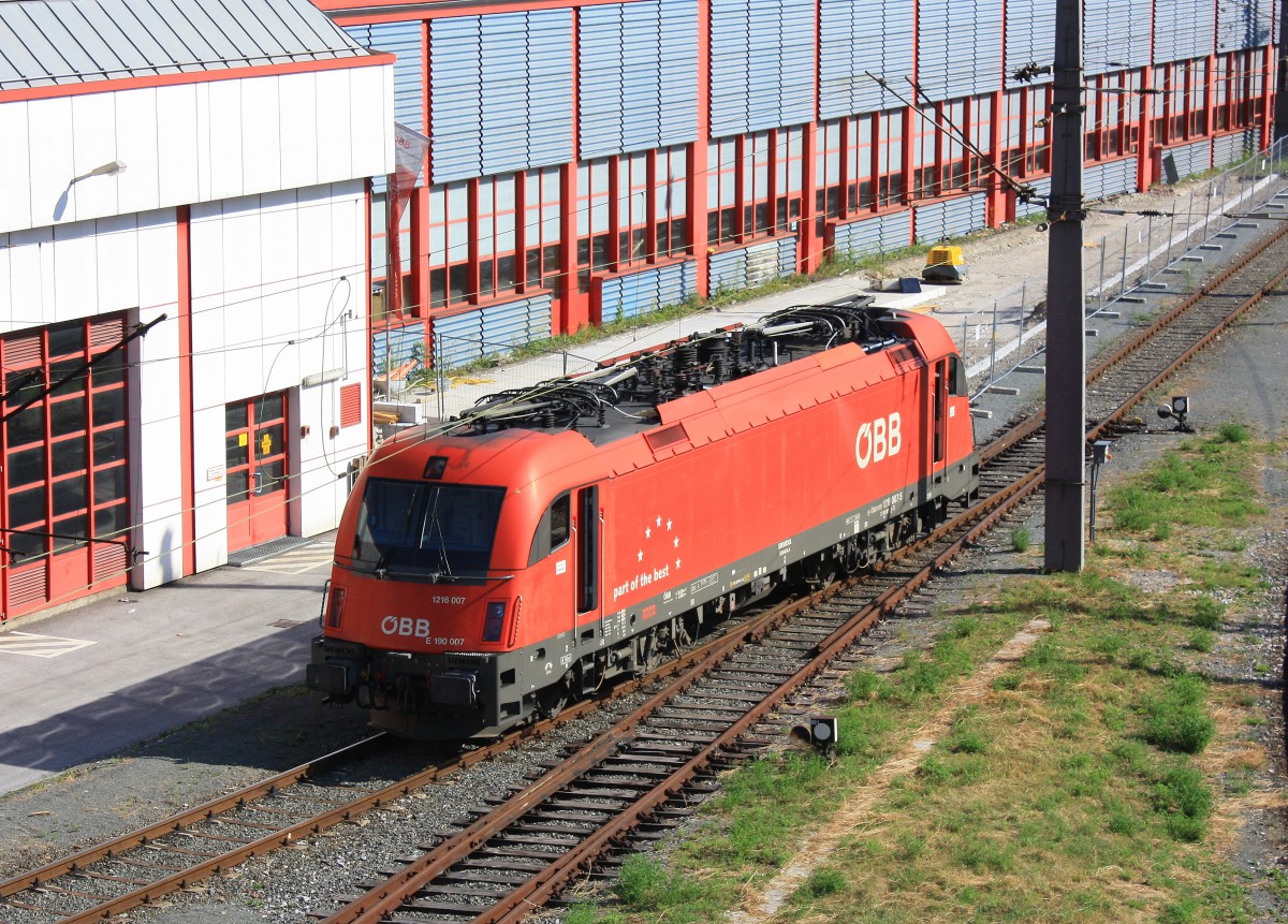 1210 007-5 steht am 15. August 2013 im Depot Innsbruck.