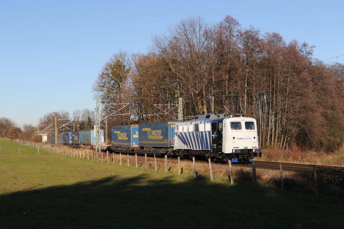 139 177 mit dem  Walter-Zug  aus M�nchen kommend am 6. Dezember 2019 bei Vogl.