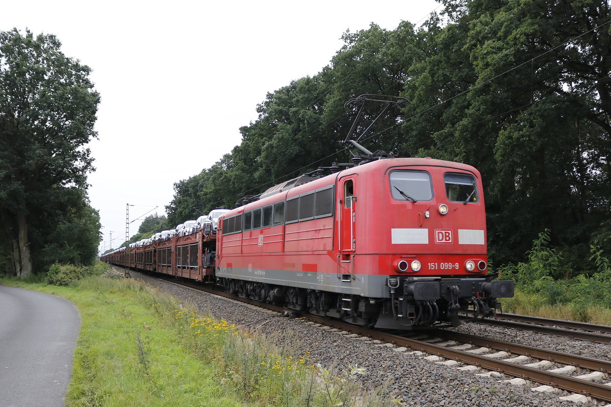 151 099-9 mit einem Autozug am 17. August 2017 Beo D�rverden.