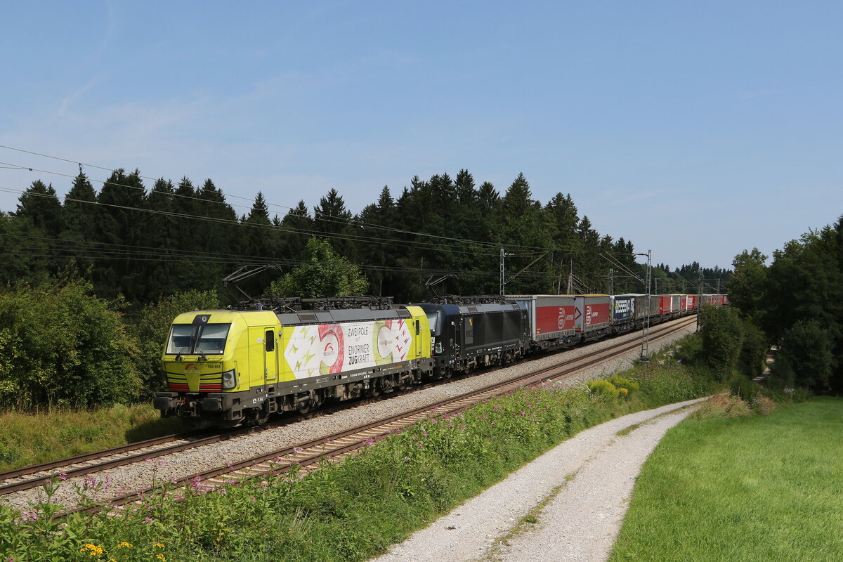 193 551 & 193 654 mit einem  KLV  aus Salzburg kommend am 11. August 2021 bei �bersee am Chiemsee.