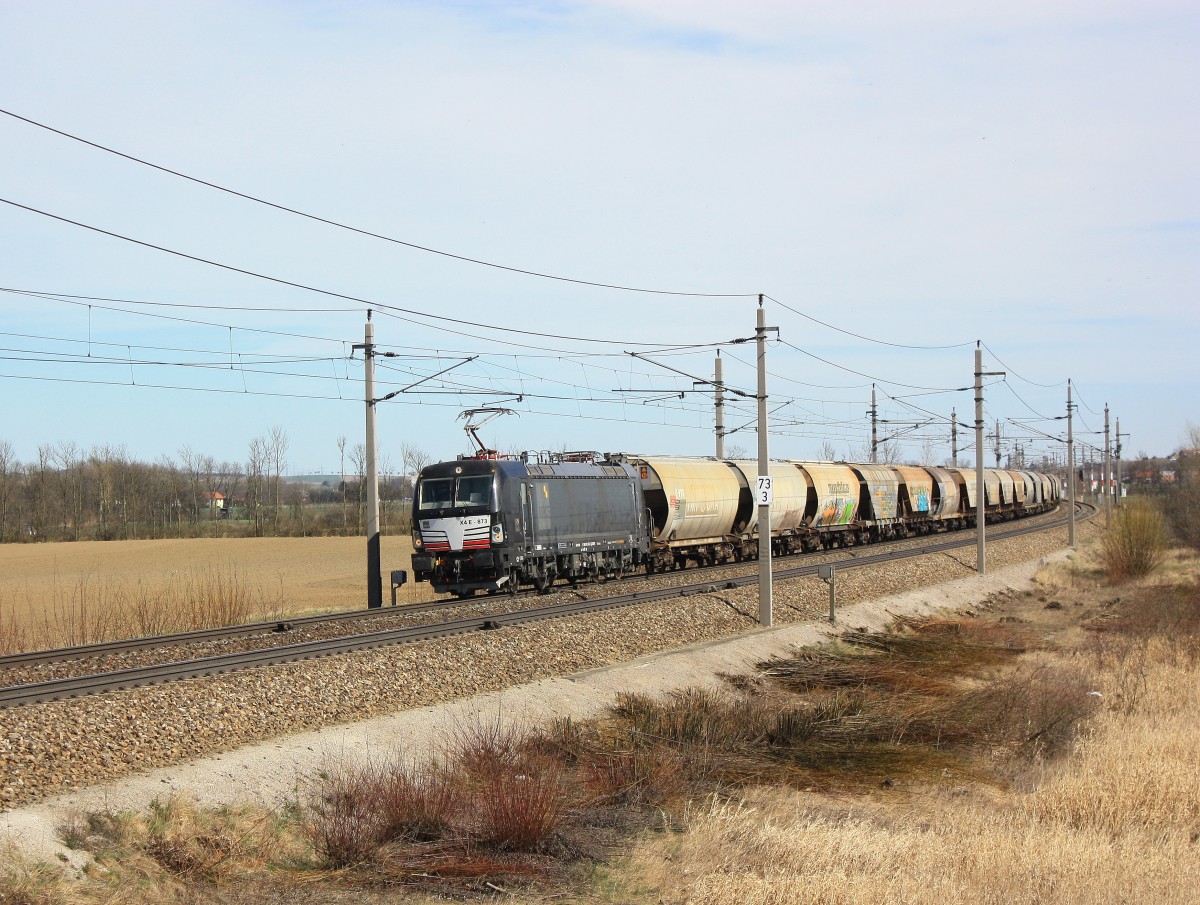 193 873 mit einem Getreidezug am 20. M�rz 2014 bei Gro�sierning.