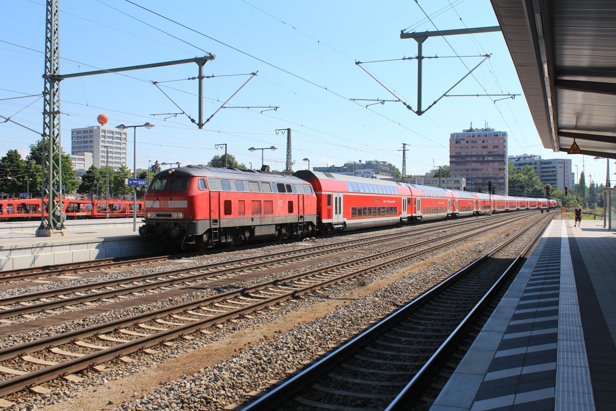 218 428-1 am 17. Juni 2013 in M�nchen-Ost.