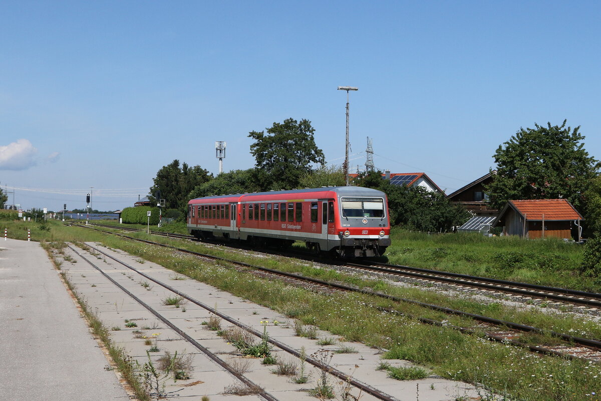 628 568 aus M�hldorf kommend am 25. August 2025 bei Pirach.