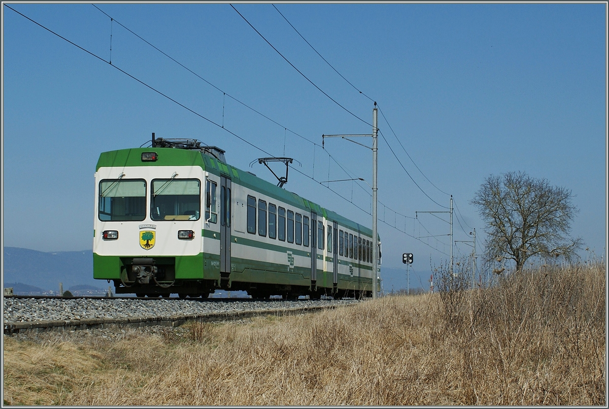 Bei Fey begegnete mir der LEB Be 4/8 auf der Fahrt nach Bercher.
23. März 2010 