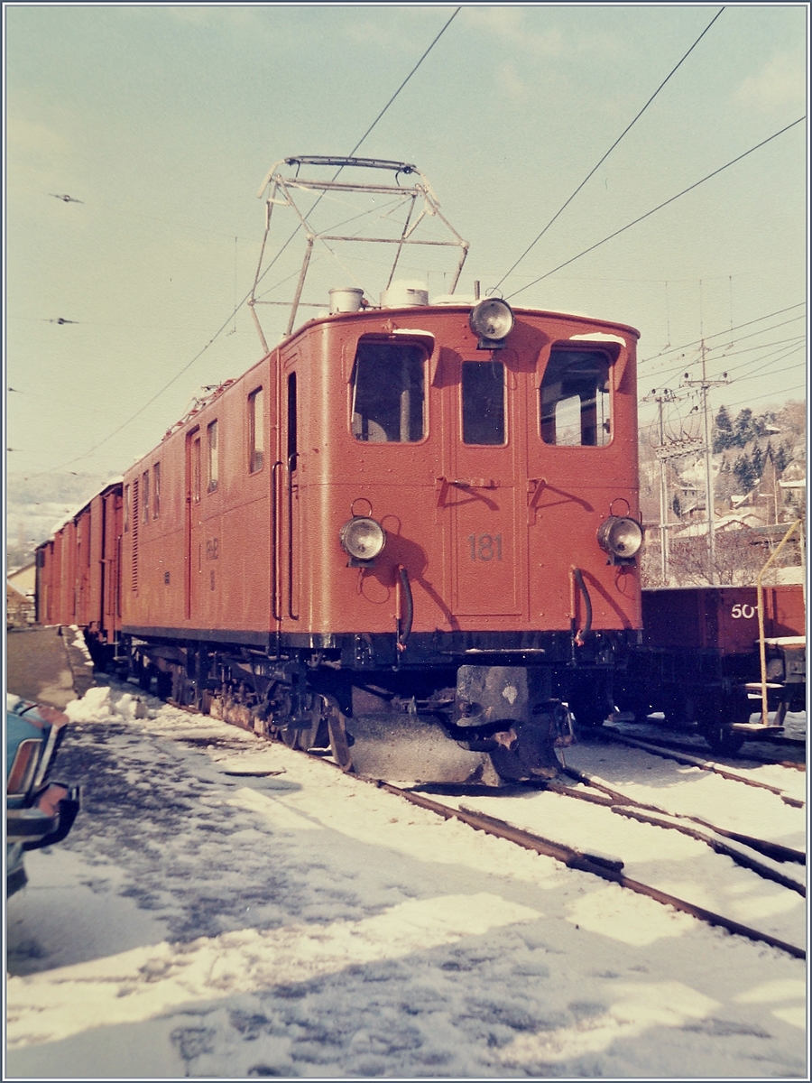 Die Bernina Bahn Ge 4/4 der Blonay - Chamby Bahn in Blonay, damals noch als Ge 4/4 181 beschriftet.

Jan. 1986