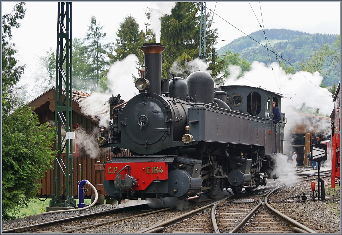 Die Gastlok CP E 164 der La Traction SA in Chaulin.
19. Mai 2018