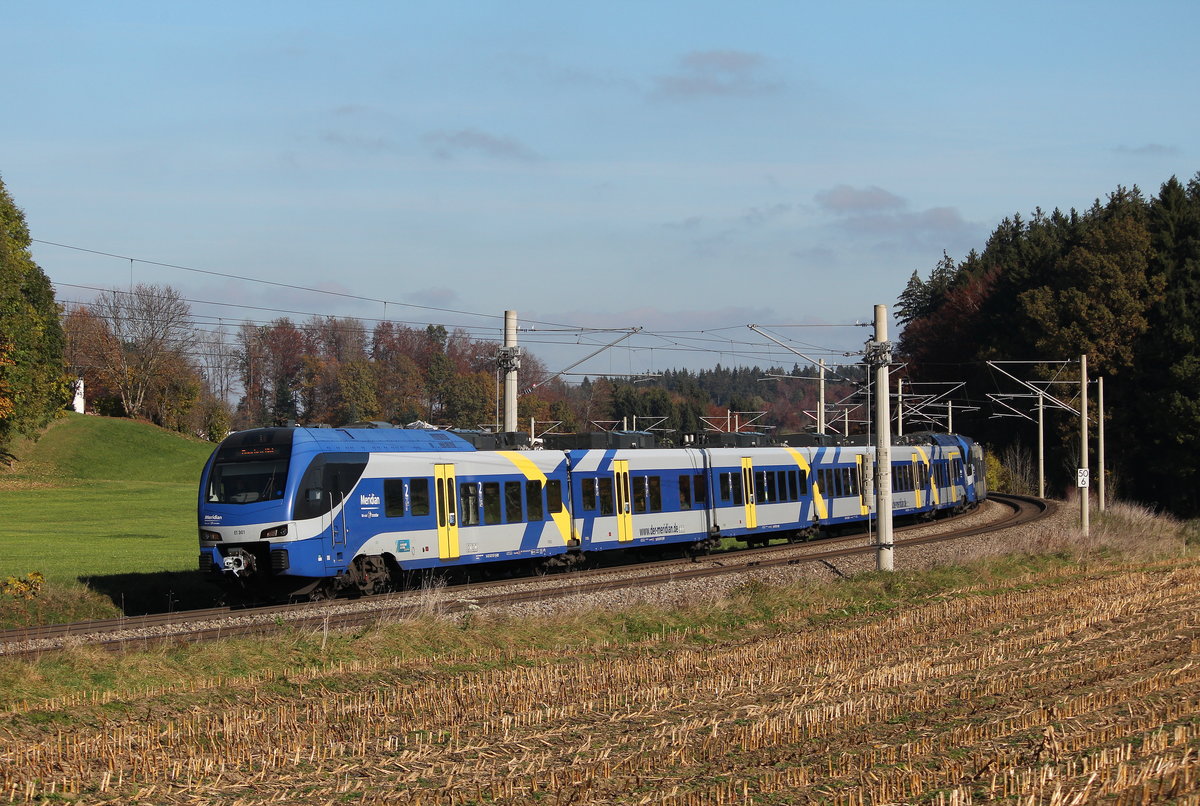 ET 301 auf dem Weg von Salzburg nach M�nchen am 31. Oktober 2016 kurz nach Traunstein.