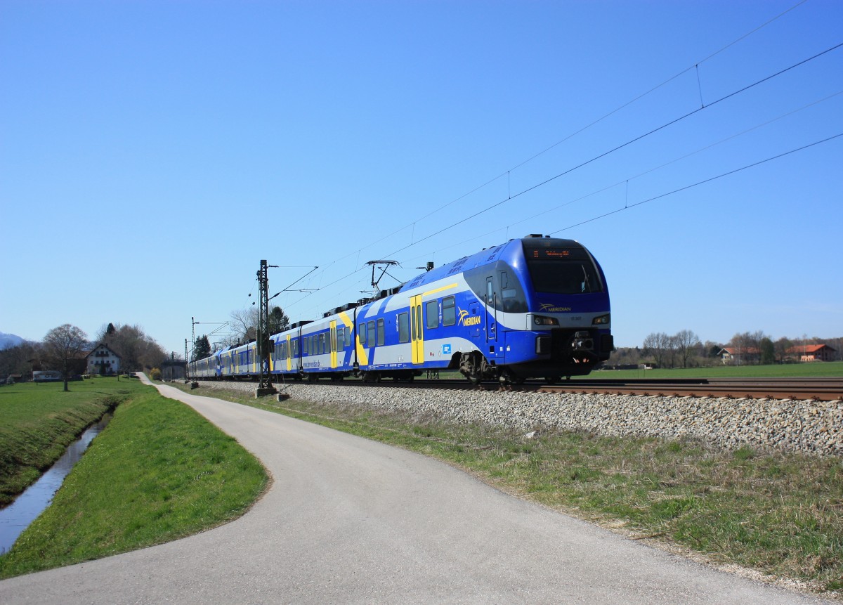 ET 307 am 29. M�rz 2014 kurz vor erreichen des Bahnhofs von �bersee.