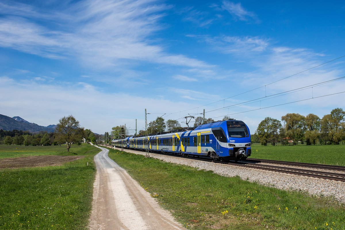 ET 324 auf dem Weg nach Freilassing am 6. Mai 2017 bei �bersee.