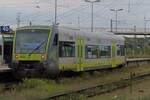 Agilis 650 714 steht am trüben 24 September 2025 in CHeb in die Tschechei.