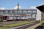 Die neue, leider neigetechniklose Gäubahn wagt sich erstmals auf die Strecke.