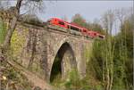 Eine Doppeltraktion 641 auf der Steinabr�cke in Tiengen.