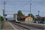 Etwa umständlich war die Betriebsführung der TGV Züge von Bern nach Paris (via Basel): Aus Platzmangel in Bern infolge Umbau mussten die Züge jeweils im Rangierbahnhof von Biel/Bienne übernachten, so dass die Strecke Biel/Bienne - Bern in den  Genuss  von TGV Zügen kam, auch wenn diese nur als Leermaterialzüge verkehrten. Das Problem wurde in der Folge gelöst, als man die TGV Züge Bern Paris auf den Fahrplanwechsel im Dez. 2019 einstellte.  

Das Bild zeit den TGV Lyria Rame 4411 bei der Durchfahrt in Schüpfen.

24. April 2019 

