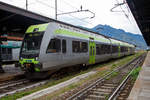 Der  L�tschberger  - BLS RABe 535 118-4 (94 85 7535 118-4 CH-BLS) steht am 15.09.2017, als RE  nach Bern, im Bf.