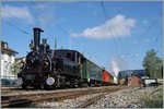 Der erste  Riviera Belle Epoque  Zug nach Vevey wartet in Blonay auf die Abfahrt.