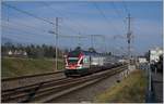 Der SBB RABe 511 036 verlässt nach einem kurzen Halt Coppet als RE in Richtung Annemasse.