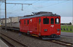Der Gep�cktriebwagen De 4/4 II 411 aus dem Jahr 1953 wurde 1986 einer umfassenden Modernisierung unterzogen.