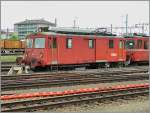 Die beiden SZB /RBS De 4/4 102 und 103 haben wohl weitaus bessere Zeiten gesehen, als hier, am Ende ihre Laufbahn in Solothurn.