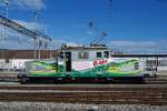 TRAVYS/YStC: Ein KROKODIL (Ge 4/4 21) w�hrend der Pause an der Mittagssonne in Yverdon les Bains am 9.