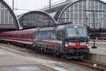 SBBCI 193 701 steht nach Umlaufen am 22 Jänner 2023 mit der Leergarnitur von der TUI Ski-Express in Amsterdam Centraal.