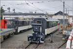 Der neue ZAGRO E-MAXI (mit Batterieantrieb) rangiert in Chernex im Bereich des Atelier der MOB einen Panorama Wagen. 

20. Feb. 2026