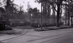 Die ehemalige Tramlinie 1 (Betriebseinstellung 11.Oktober 1965): Wagen 171 umf�hrt die abgestellten Anh�nger auf der R�ckfahrt Richtung Bahnhof und Br�ckfeld.