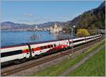 W�hrend die Triebk�pfe des SBB RABe 503 022-7  Wolfgang Johnn von Goethe  dezent auf die neuen internationale Verbindung Milano Frankfurt hinweisen, zeigen sich die Zwischenwagen  Schmucklos , mit