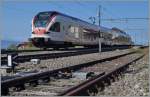 Der Flirt 523 024 erreicht als S2 nach Vallorbe Grandvaux.