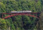 Historischer Triebwagen der Aigle–S�pey–Diablerets-Bahn (A.S.D.) BCFe 4/4 1 auf der Vanex-Br�cke.