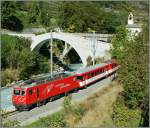 MGB HGe 4/4 105 unterwegs nach Zermatt bei Neubrück.
