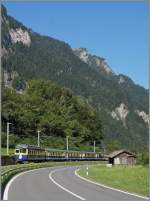Der BOB Regionlazug 247 kurz nach der  Flügelung  in Zweilütschinen auf der Fahrt nach Grindelwald.
