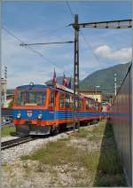 Schlechte Aussichten f�r MG-Bahn Reisende: Infolge Bauarbeiten werden die bunten Beh 4/8 Triebz�ge erst 2016 wieder bis zur Gipfelstation Generoso Vetta fahren.